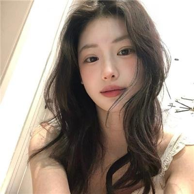 跪毯旁的眼泪